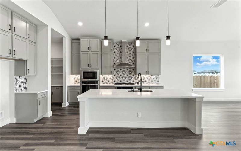 1637 Saddleback Run, New Braunfels, TX 78130, 4 Bedrooms Bedrooms, ,3 BathroomsBathrooms,Residential,For Sale,1637 Saddleback Run,0,586468