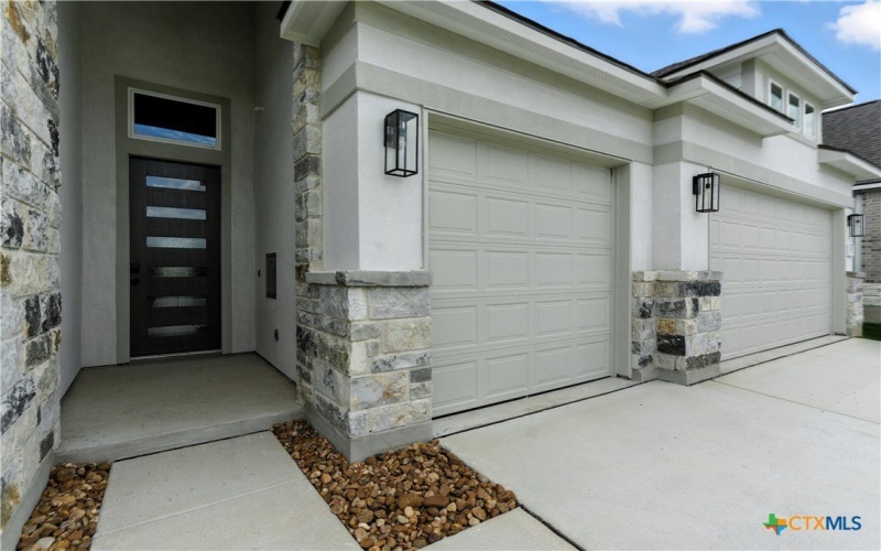 1637 Saddleback Run, New Braunfels, TX 78130, 4 Bedrooms Bedrooms, ,3 BathroomsBathrooms,Residential,For Sale,1637 Saddleback Run,0,586468