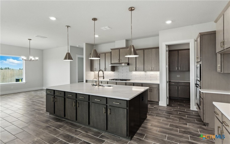 1633 Saddleback Run, New Braunfels, TX 78130, 4 Bedrooms Bedrooms, ,3 BathroomsBathrooms,Residential,For Sale,1633 Saddleback Run,0,586474