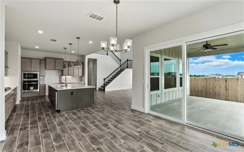1633 Saddleback Run, New Braunfels, TX 78130, 4 Bedrooms Bedrooms, ,3 BathroomsBathrooms,Residential,For Sale,1633 Saddleback Run,0,586474