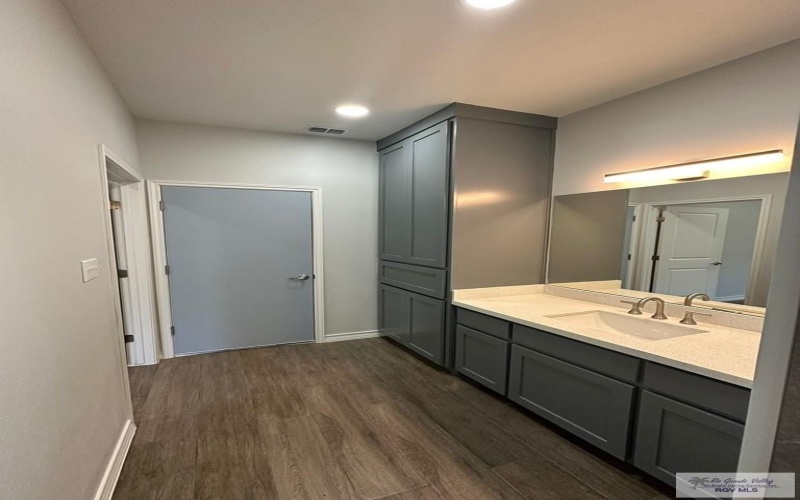 2299 ATHENS ST., BROWNSVILLE, TX 78520, 4 Habitaciones Habitaciones , ,3 BañosBaños,Residential,En Venta,2299 ATHENS ST.,29761752