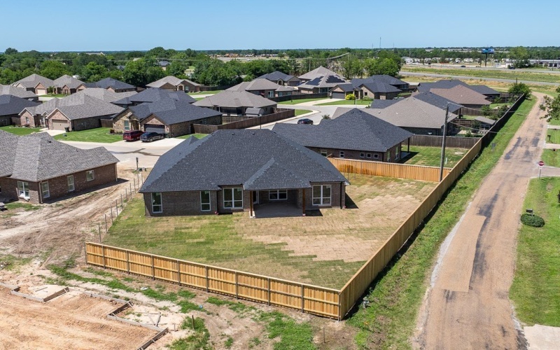 719 Cobblestone Cir, Mabank, TX 75147, 4 Habitaciones Habitaciones , ,3 BañosBaños,Residential,En Venta,719 Cobblestone Cir,108643