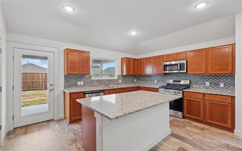 1138 Baker Bridge Drive, Forney, TX 75126, 3 Habitaciones Habitaciones , ,2 BañosBaños,Residential,En Venta,1138 Baker Bridge Drive,20781256