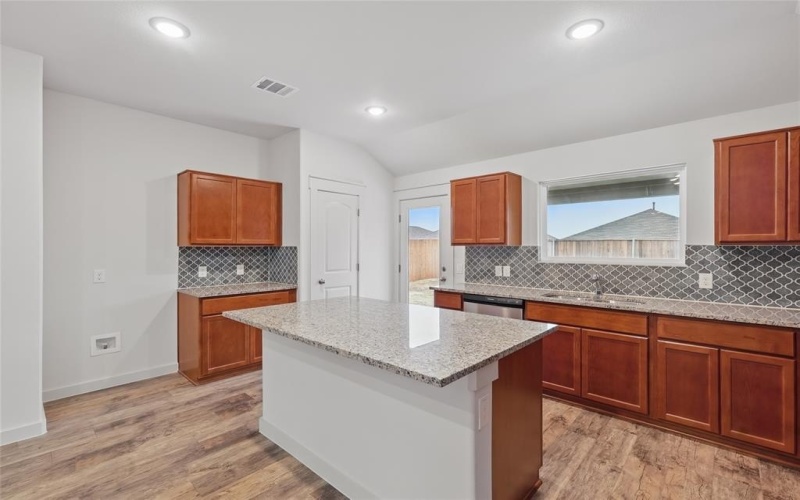 1138 Baker Bridge Drive, Forney, TX 75126, 3 Habitaciones Habitaciones , ,2 BañosBaños,Residential,En Venta,1138 Baker Bridge Drive,20781256