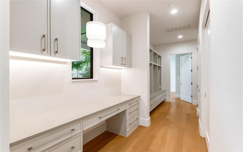 7522 Midbury Drive, Dallas, TX 75230, 6 Habitaciones Habitaciones , ,7 BañosBaños,Residential,En Venta,7522 Midbury Drive,20936670