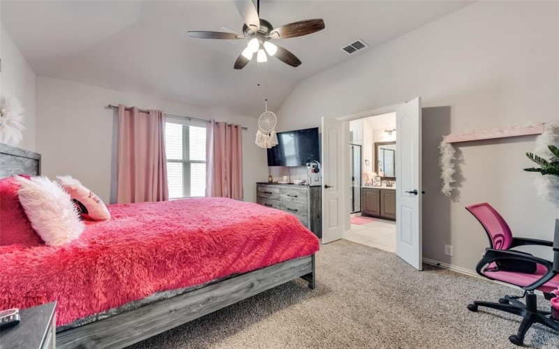 1220 Thrasher Drive, Little Elm, TX 75068, 4 Habitaciones Habitaciones , ,3 BañosBaños,Residential,En Venta,1220 Thrasher Drive,20999370