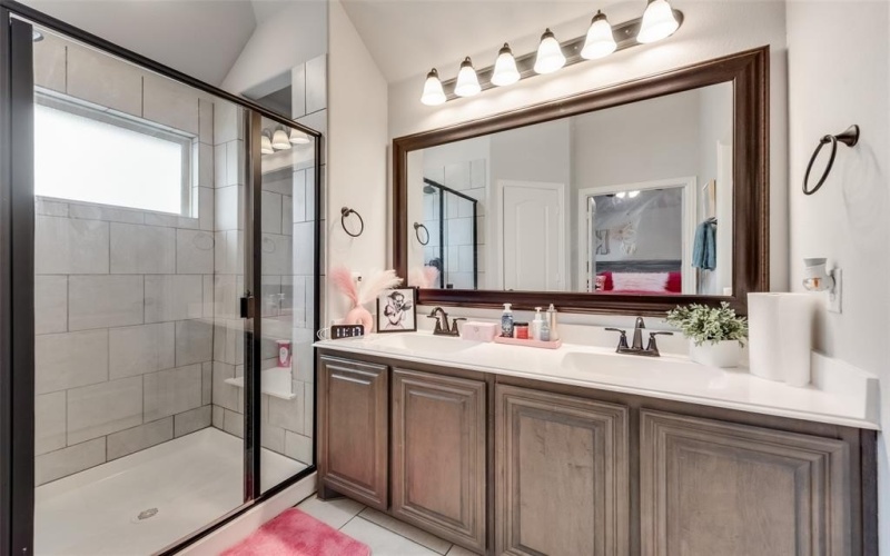 1220 Thrasher Drive, Little Elm, TX 75068, 4 Habitaciones Habitaciones , ,3 BañosBaños,Residential,En Venta,1220 Thrasher Drive,20999370
