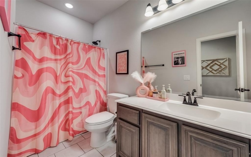 1220 Thrasher Drive, Little Elm, TX 75068, 4 Habitaciones Habitaciones , ,3 BañosBaños,Residential,En Venta,1220 Thrasher Drive,20999370