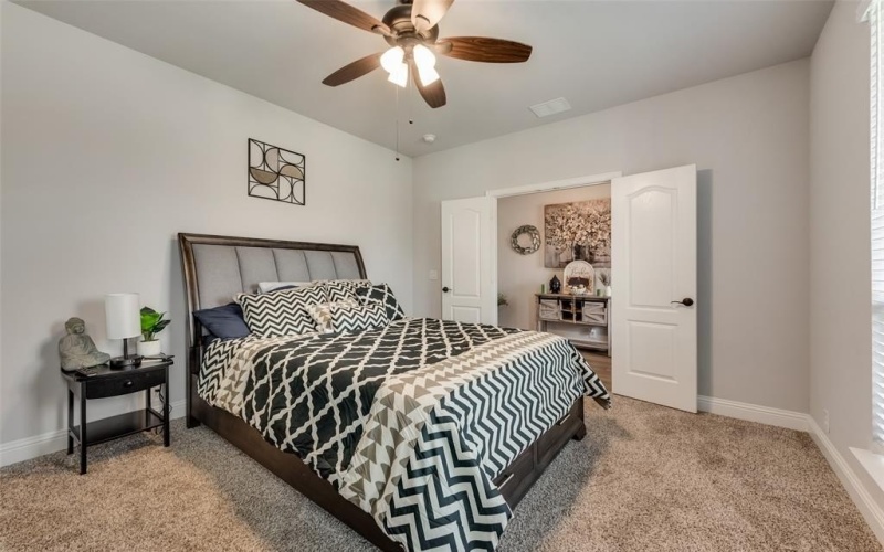 1220 Thrasher Drive, Little Elm, TX 75068, 4 Habitaciones Habitaciones , ,3 BañosBaños,Residential,En Venta,1220 Thrasher Drive,20999370