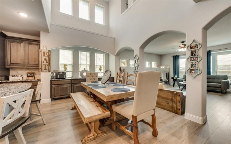 1220 Thrasher Drive, Little Elm, TX 75068, 4 Habitaciones Habitaciones , ,3 BañosBaños,Residential,En Venta,1220 Thrasher Drive,20999370