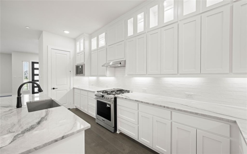 1848 Wittington Place, Farmers Branch, TX 75234, 3 Habitaciones Habitaciones , ,2 BañosBaños,Residential,En Venta,1848 Wittington Place,0,20999456