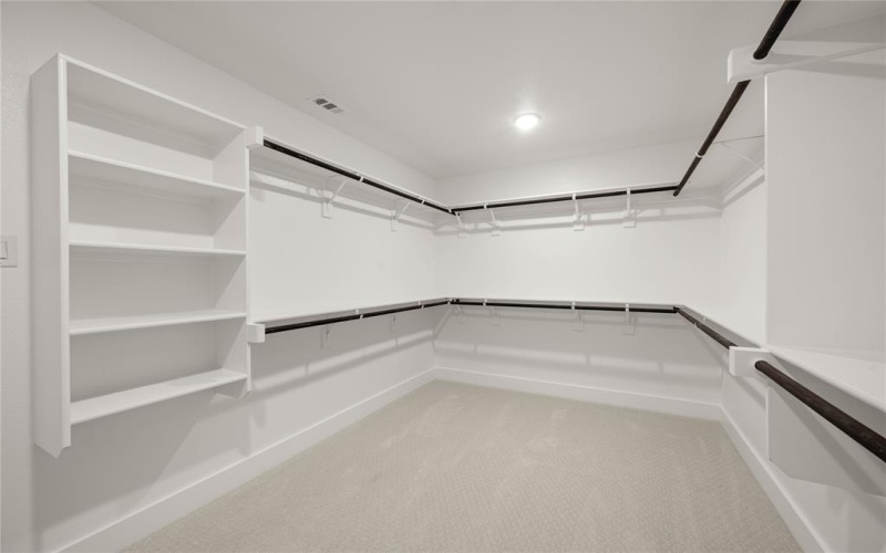 1848 Wittington Place, Farmers Branch, TX 75234, 3 Habitaciones Habitaciones , ,2 BañosBaños,Residential,En Venta,1848 Wittington Place,0,20999456