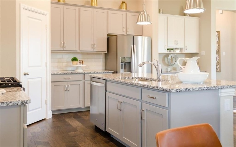 8521 Heard Hill Drive, McKinney, TX 75071, 4 Bedrooms Bedrooms, ,3 BathroomsBathrooms,Residential,For Sale,8521 Heard Hill Drive,20999592