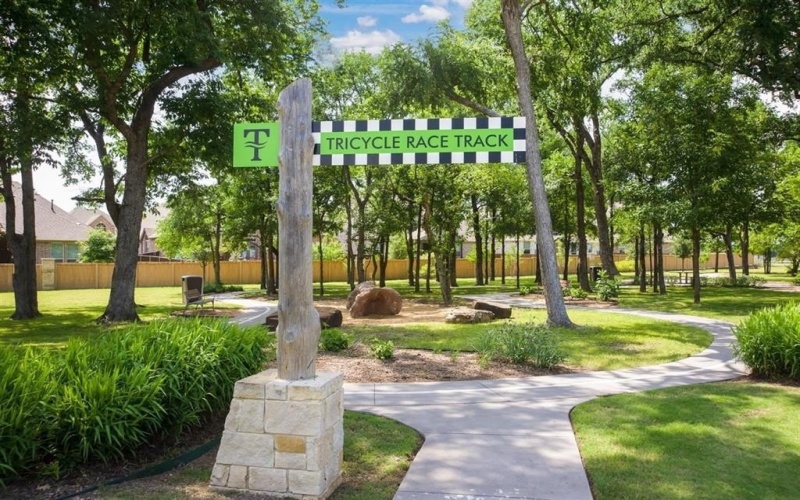 8521 Heard Hill Drive, McKinney, TX 75071, 4 Bedrooms Bedrooms, ,3 BathroomsBathrooms,Residential,For Sale,8521 Heard Hill Drive,20999592