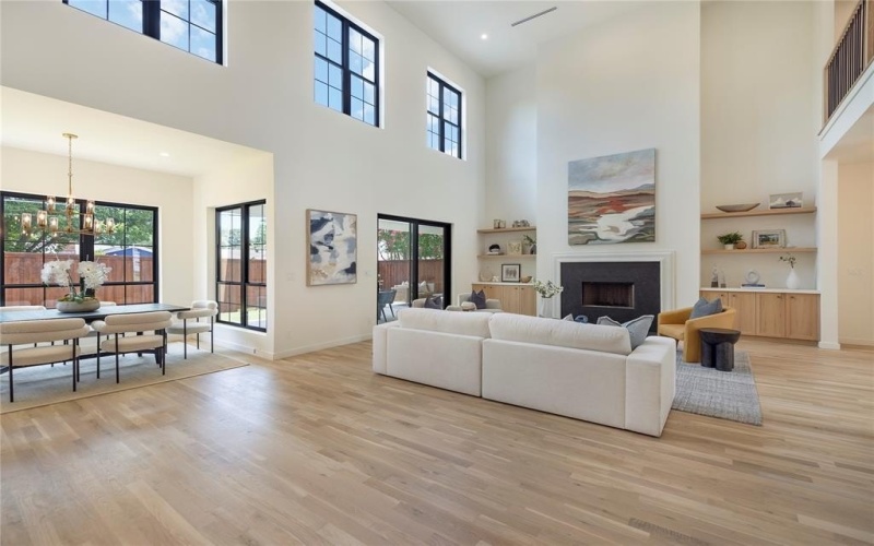 3228 Townsend Drive, Dallas, TX 75229, 5 Bedrooms Bedrooms, ,6 BathroomsBathrooms,Residential,For Sale,3228 Townsend Drive,20999615