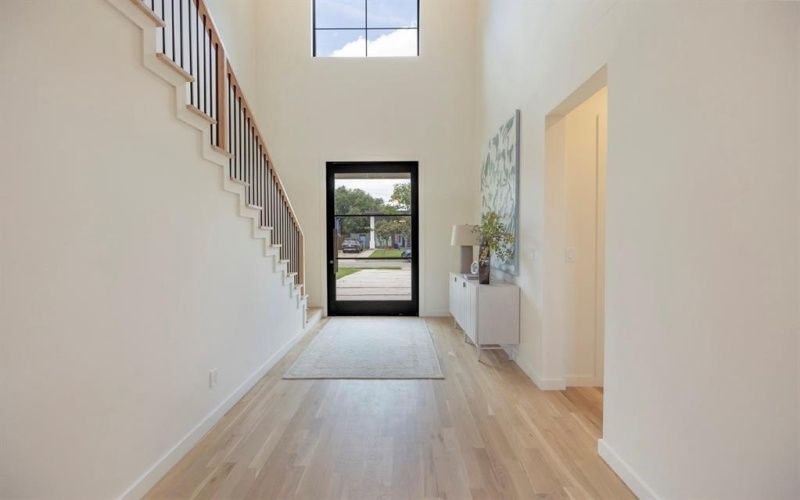 3228 Townsend Drive, Dallas, TX 75229, 5 Bedrooms Bedrooms, ,6 BathroomsBathrooms,Residential,For Sale,3228 Townsend Drive,20999615