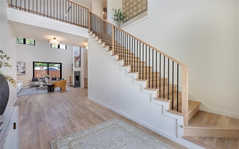 3228 Townsend Drive, Dallas, TX 75229, 5 Bedrooms Bedrooms, ,6 BathroomsBathrooms,Residential,For Sale,3228 Townsend Drive,20999615