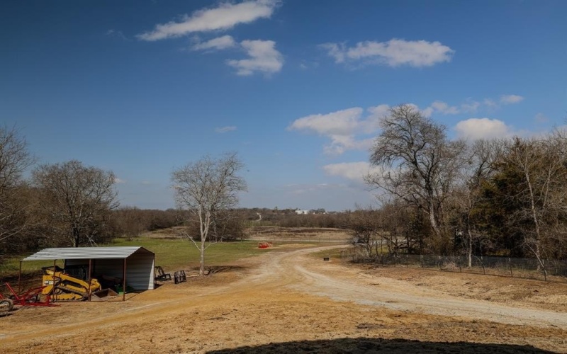 11007 Fm 2450, Sanger, TX 76266, 3 Bedrooms Bedrooms, ,2 BathroomsBathrooms,Residential,For Sale,11007 Fm 2450,20999671