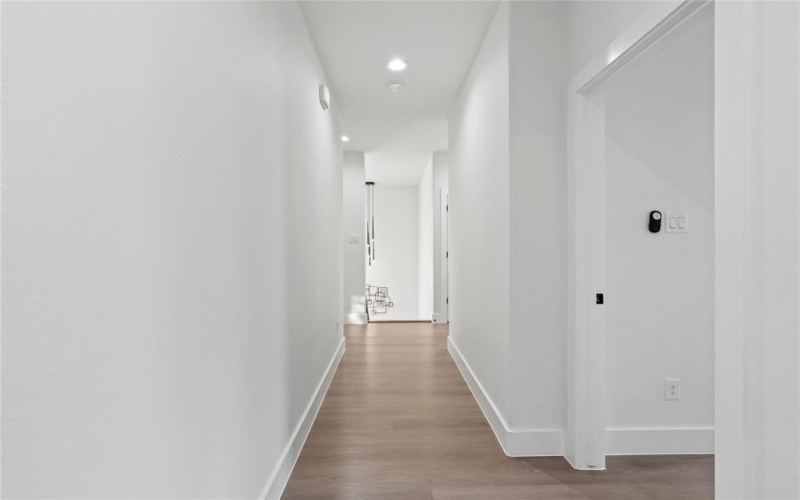 2219 W Lovers Lane, Dallas, TX 75235, 4 Habitaciones Habitaciones , ,3 BañosBaños,Residential,En Venta,2219 W Lovers Lane,20999676
