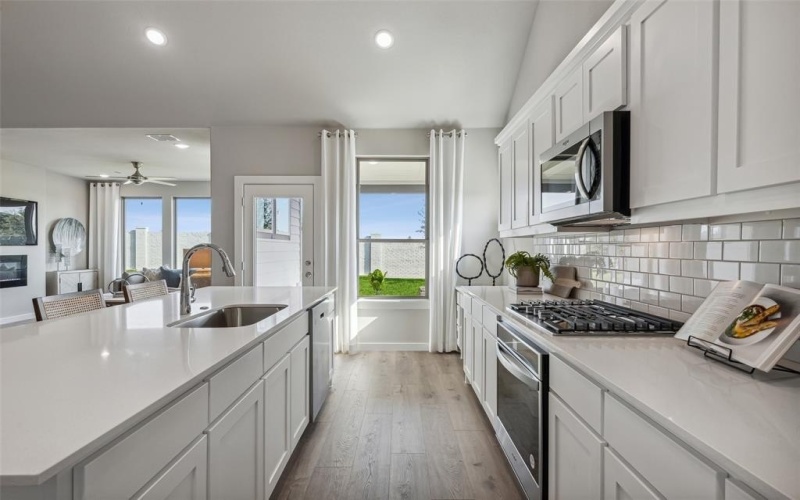 10508 Starpoint Road, Fort Worth, TX 76126, 5 Habitaciones Habitaciones , ,5 BañosBaños,Residential,En Venta,10508 Starpoint Road,20999693