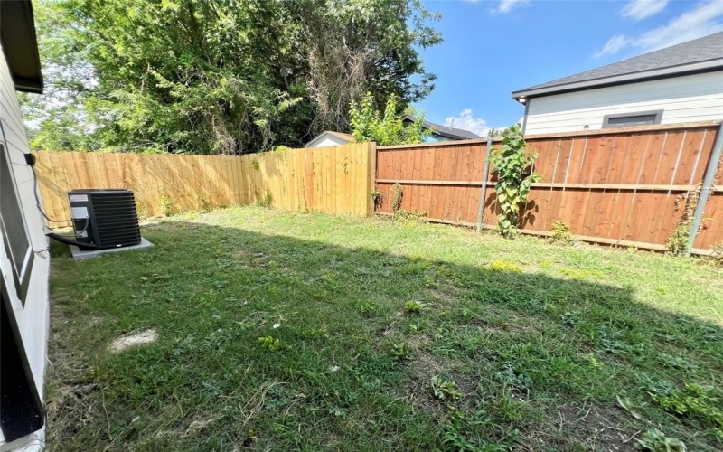 4834 Owenwood Avenue, Dallas, TX 75223, 3 Bedrooms Bedrooms, ,2 BathroomsBathrooms,Residential,For Sale,4834 Owenwood Avenue,20999704