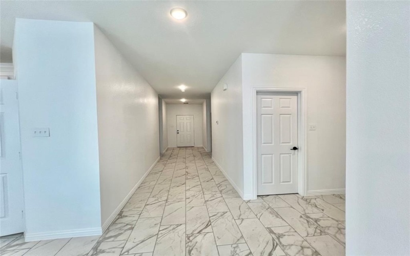 4834 Owenwood Avenue, Dallas, TX 75223, 3 Bedrooms Bedrooms, ,2 BathroomsBathrooms,Residential,For Sale,4834 Owenwood Avenue,20999704