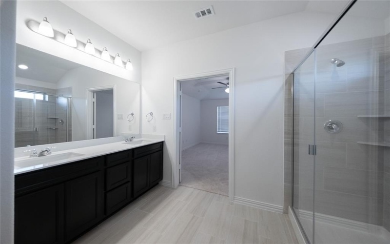 5509 Candlewood Drive, Denton, TX 76207, 4 Habitaciones Habitaciones , ,2 BañosBaños,Residential,En Venta,5509 Candlewood Drive,0,20999711