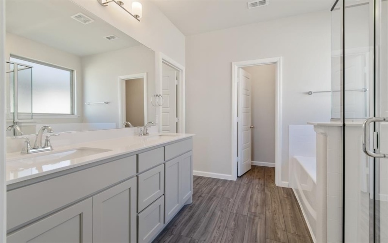 10512 Starpoint Road, Fort Worth, TX 76126, 5 Habitaciones Habitaciones , ,5 BañosBaños,Residential,En Venta,10512 Starpoint Road,20999714