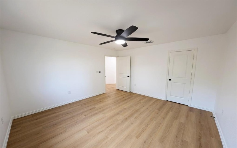 5620 Carver Drive, Fort Worth, TX 76107, 3 Bedrooms Bedrooms, ,3 BathroomsBathrooms,Residential,For Sale,5620 Carver Drive,20999736