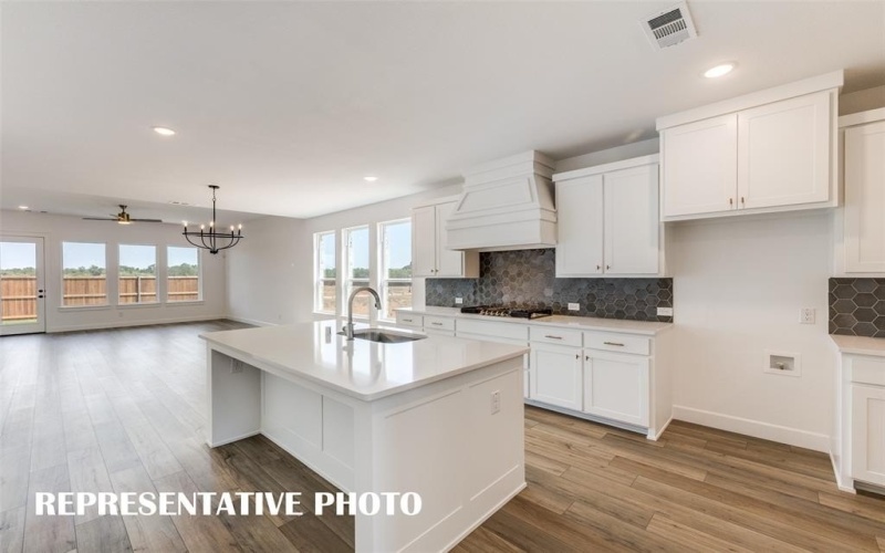 223 Lancaster Street, Mansfield, TX 76063, 4 Habitaciones Habitaciones , ,3 BañosBaños,Residential,En Venta,223 Lancaster Street,20999807