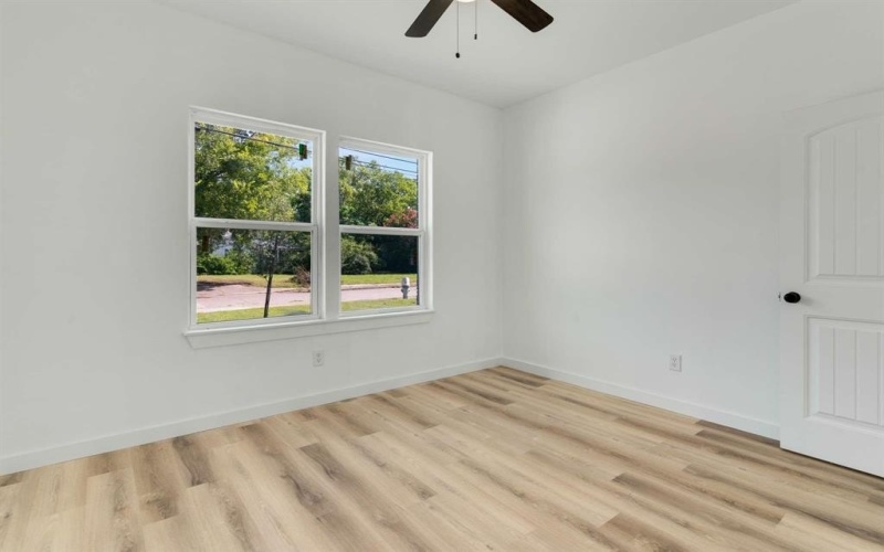 8422 Danville Drive, Dallas, TX 75217, 4 Habitaciones Habitaciones , ,2 BañosBaños,Residential,En Venta,8422 Danville Drive,20995862