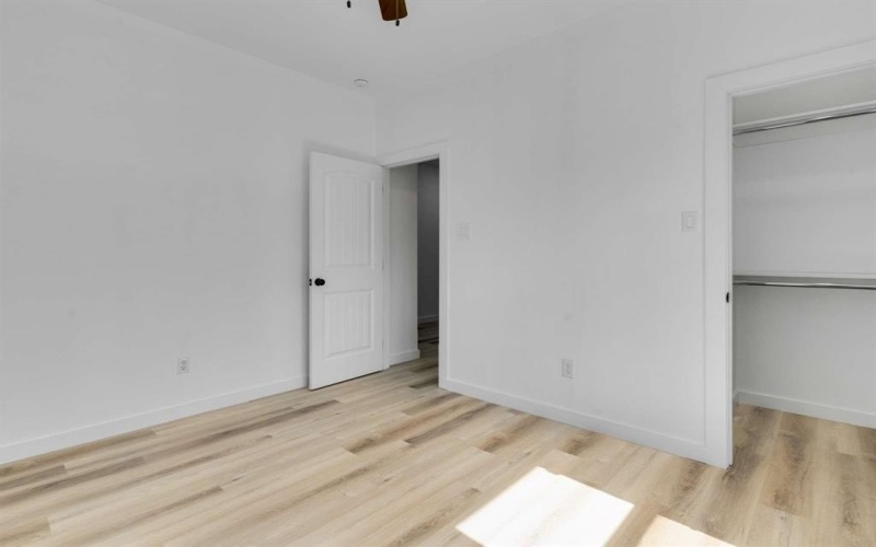 8422 Danville Drive, Dallas, TX 75217, 4 Habitaciones Habitaciones , ,2 BañosBaños,Residential,En Venta,8422 Danville Drive,20995862
