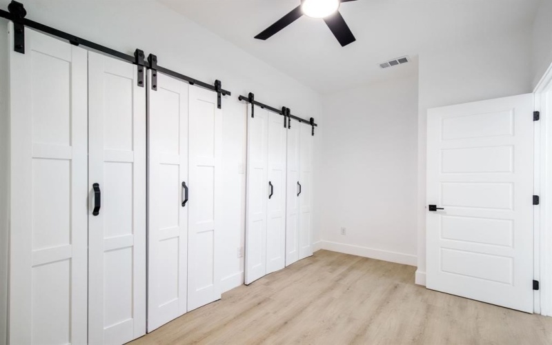1928 Pueblo Street, Dallas, TX 75212, 4 Bedrooms Bedrooms, ,2 BathroomsBathrooms,Residential,For Sale,1928 Pueblo Street,20998335