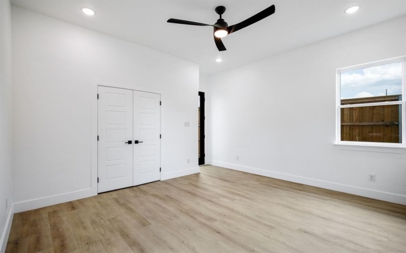 1928 Pueblo Street, Dallas, TX 75212, 4 Bedrooms Bedrooms, ,2 BathroomsBathrooms,Residential,For Sale,1928 Pueblo Street,20998335