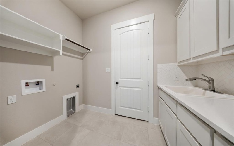 4205 Old Springtown Road, Weatherford, TX 76082, 4 Bedrooms Bedrooms, ,3 BathroomsBathrooms,Residential,For Sale,4205 Old Springtown Road,20998623