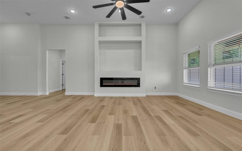 5208 Cox Street, Fort Worth, TX 76105, 3 Habitaciones Habitaciones , ,2 BañosBaños,Residential,En Venta,5208 Cox Street,20998974