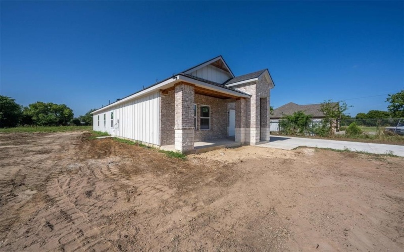5208 Cox Street, Fort Worth, TX 76105, 3 Habitaciones Habitaciones , ,2 BañosBaños,Residential,En Venta,5208 Cox Street,20998974