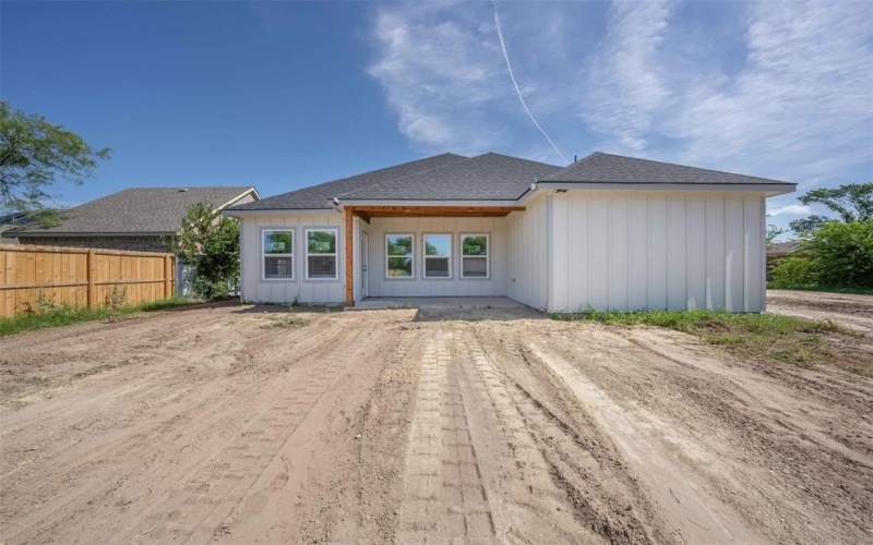 5208 Cox Street, Fort Worth, TX 76105, 3 Habitaciones Habitaciones , ,2 BañosBaños,Residential,En Venta,5208 Cox Street,20998974