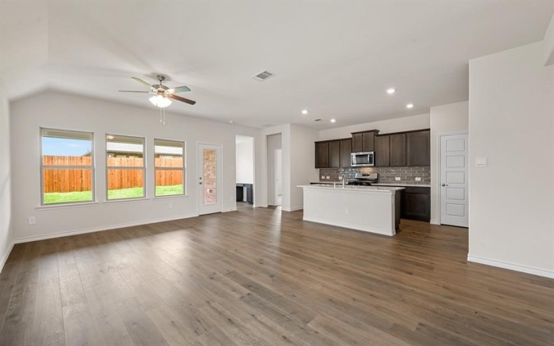 125 Wakefield Road, Fate, TX 75189, 4 Habitaciones Habitaciones , ,2 BañosBaños,Residential,En Venta,125 Wakefield Road,20999953