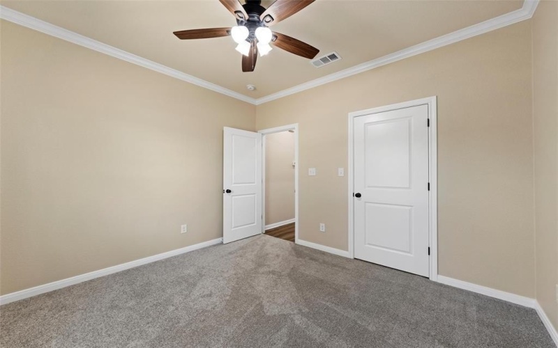 509 McKinley Street, McGregor, TX 76657, 3 Habitaciones Habitaciones , ,2 BañosBaños,Residential,En Venta,509 McKinley Street,20999968