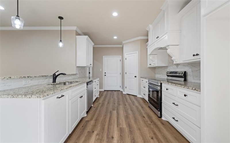 509 McKinley Street, McGregor, TX 76657, 3 Habitaciones Habitaciones , ,2 BañosBaños,Residential,En Venta,509 McKinley Street,20999968