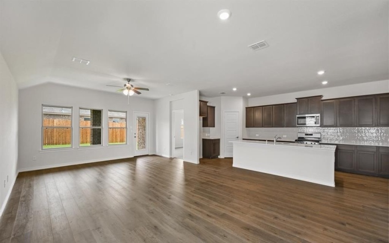 2036 Missouri Street, Royse City, TX 75189, 4 Bedrooms Bedrooms, ,2 BathroomsBathrooms,Residential,For Sale,2036 Missouri Street,20999993