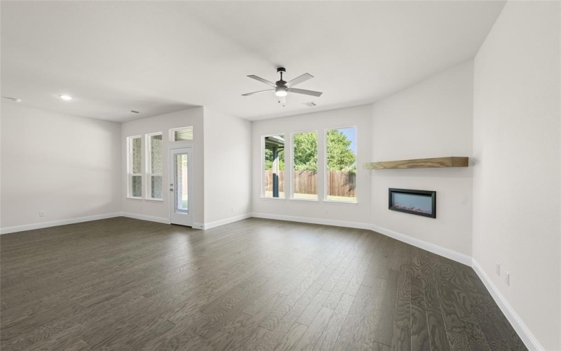 4425 Verbena Street, Midlothian, TX 76065, 4 Bedrooms Bedrooms, ,2 BathroomsBathrooms,Residential,For Sale,4425 Verbena Street,0,21000308