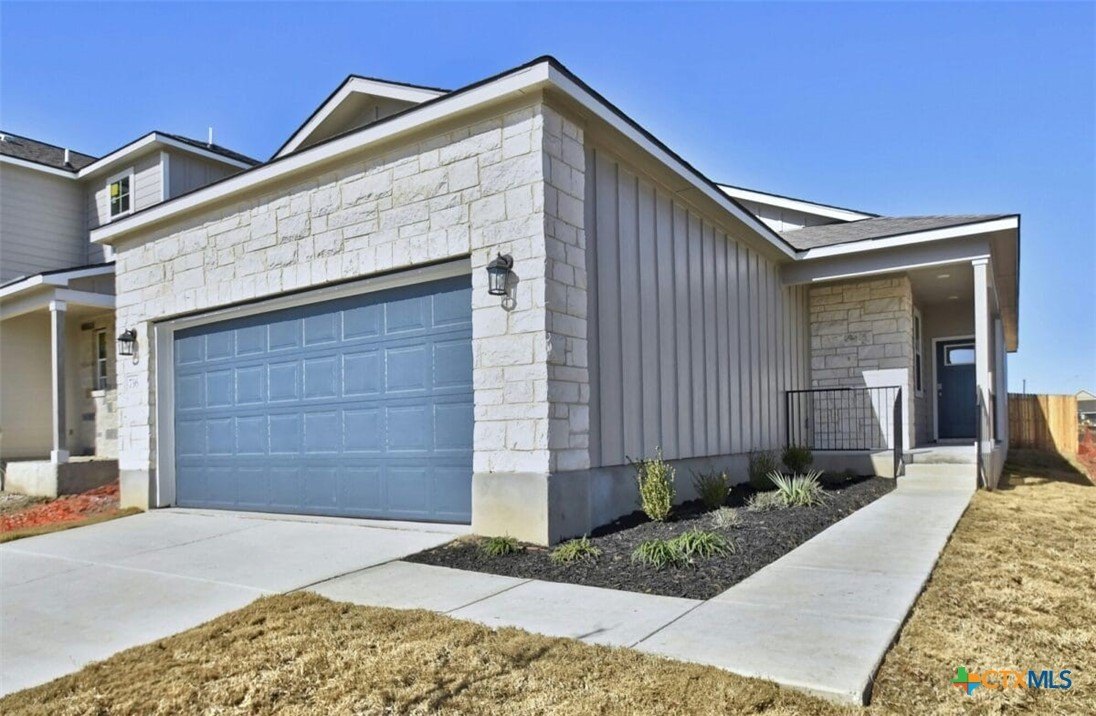 736 Langston Lane, New Braunfels, TX 78130, 4 Bedrooms Bedrooms, ,2 BathroomsBathrooms,Residential,For Sale,736 Langston Lane,586506