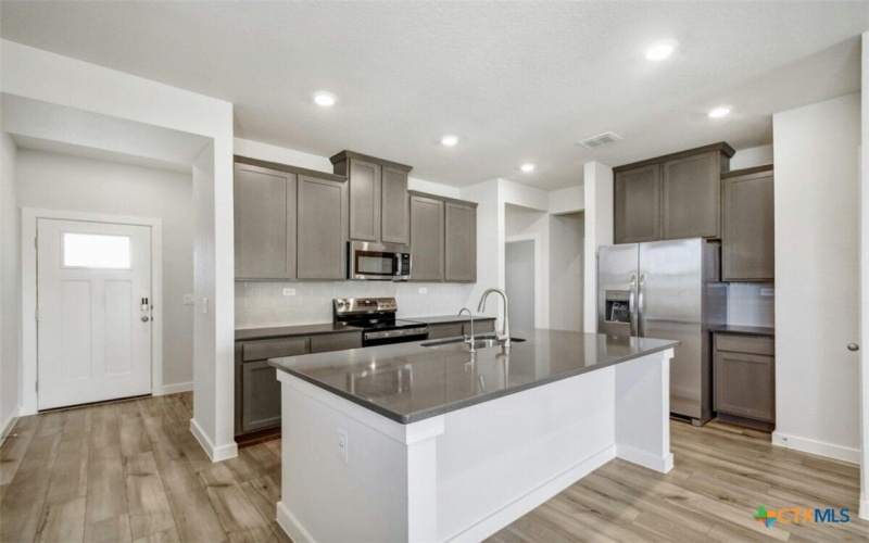 736 Langston Lane, New Braunfels, TX 78130, 4 Bedrooms Bedrooms, ,2 BathroomsBathrooms,Residential,For Sale,736 Langston Lane,586506