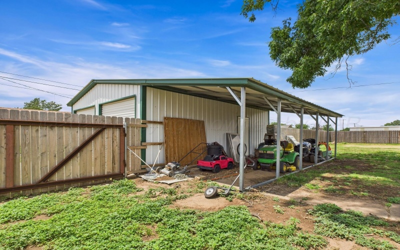 424 Binkley Avenue, Dumas, TX 79029, 3 Habitaciones Habitaciones , ,1 BañoBaños,Residential,En Venta,424 Binkley Avenue,25-6313