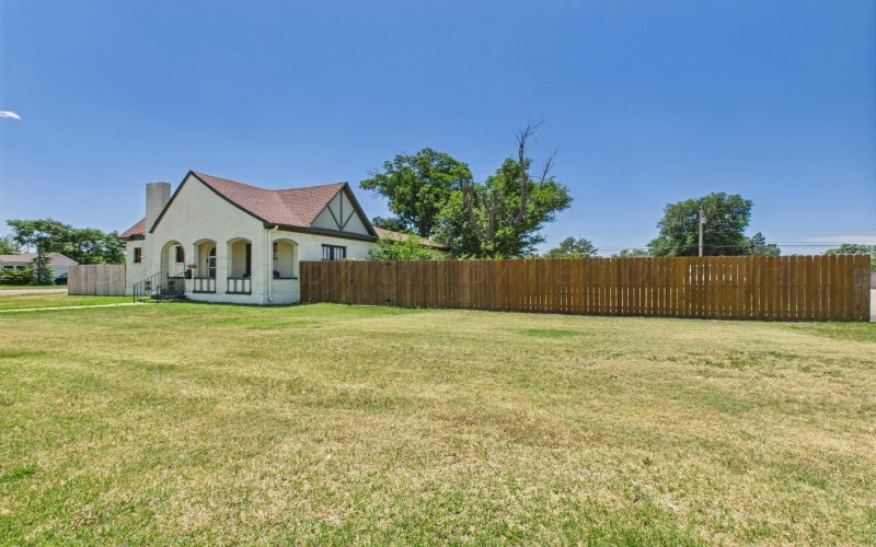 424 Binkley Avenue, Dumas, TX 79029, 3 Habitaciones Habitaciones , ,1 BañoBaños,Residential,En Venta,424 Binkley Avenue,25-6313