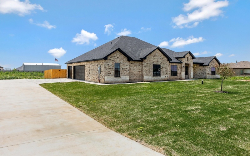 9295 Wintergreen Lane, Amarillo, TX 79119, 4 Bedrooms Bedrooms, ,3 BathroomsBathrooms,Residential,For Sale,9295 Wintergreen Lane,25-6320