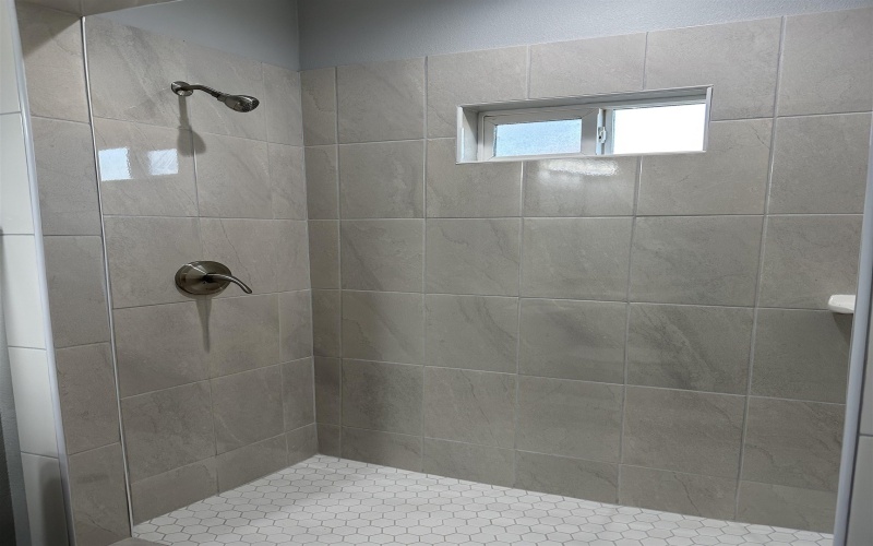 505 E De La Rosa, Del Rio, TX 78840, 3 Habitaciones Habitaciones , ,2 BañosBaños,Residential,En Venta,505 E De La Rosa,207277