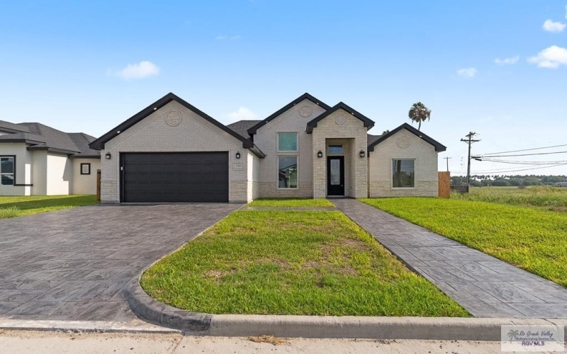 100 BROOKS CIRCLE NORTH, LA FERIA, TX 78559, 3 Bedrooms Bedrooms, ,2 BathroomsBathrooms,Residential,For Sale,100 BROOKS CIRCLE NORTH,29766804